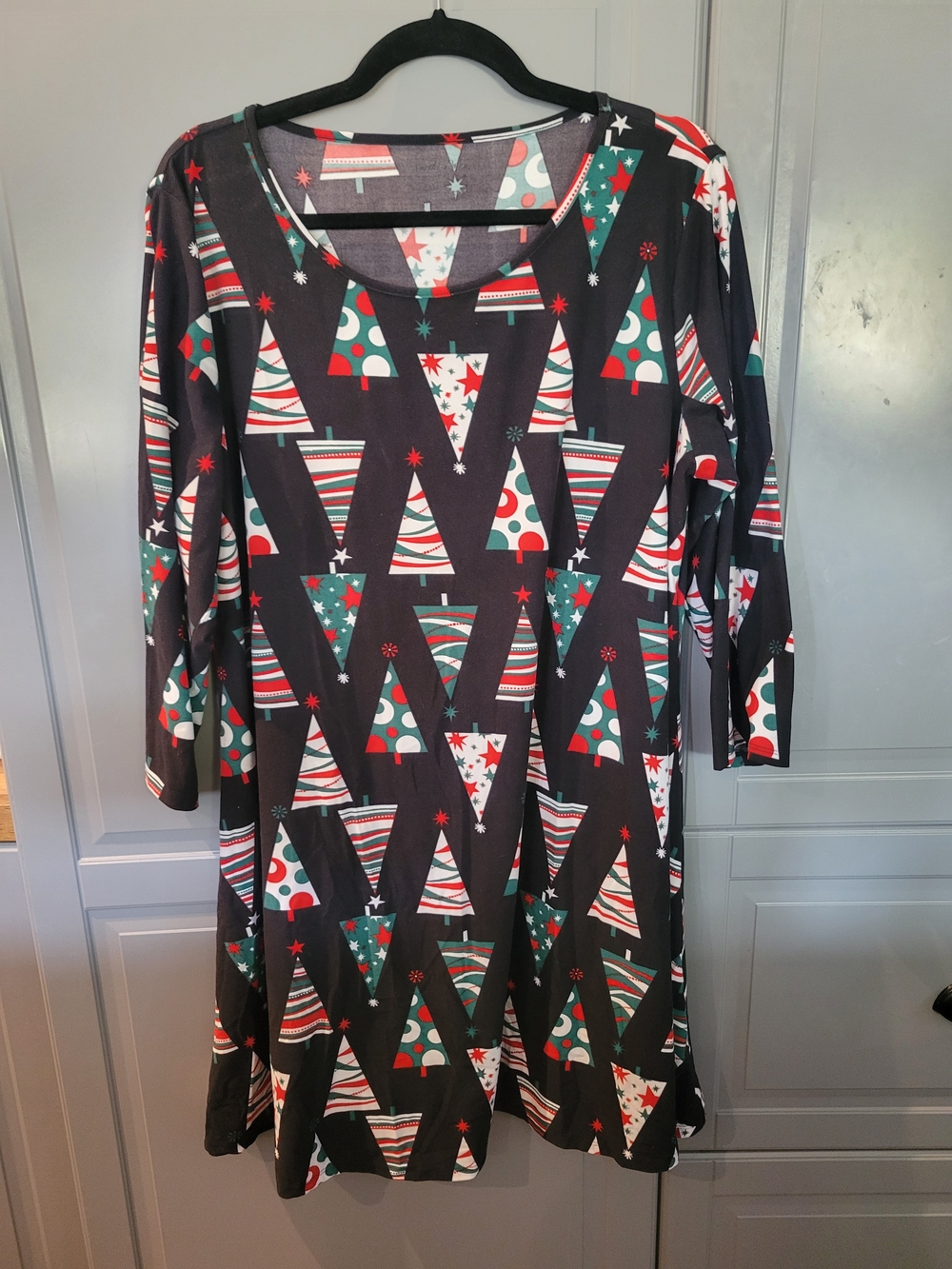 Black Holiday Tree Print Long-Sleeve Swing Dress